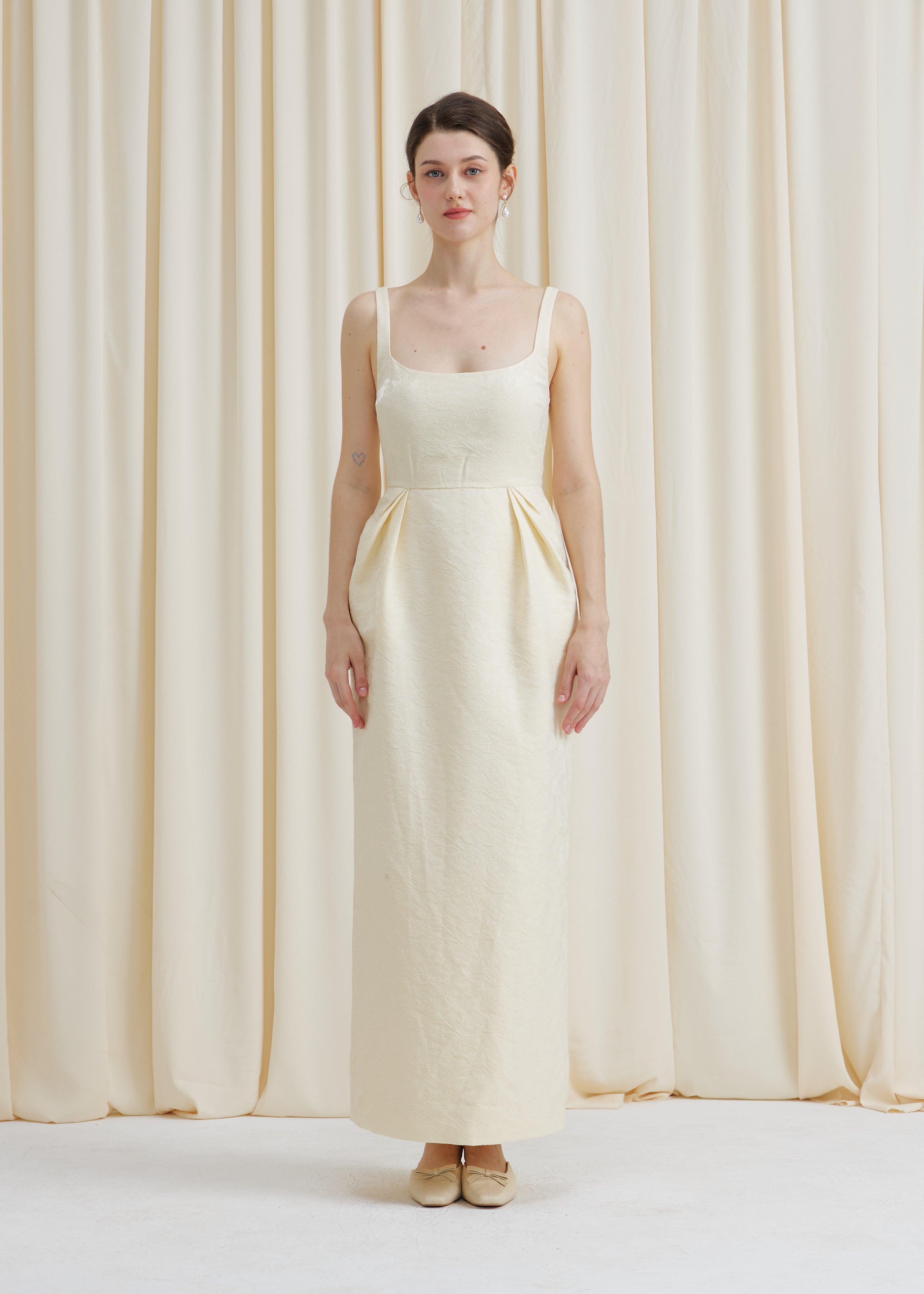 The Tulip Dress | Cream Maxi Silhouette | Maison Amory
